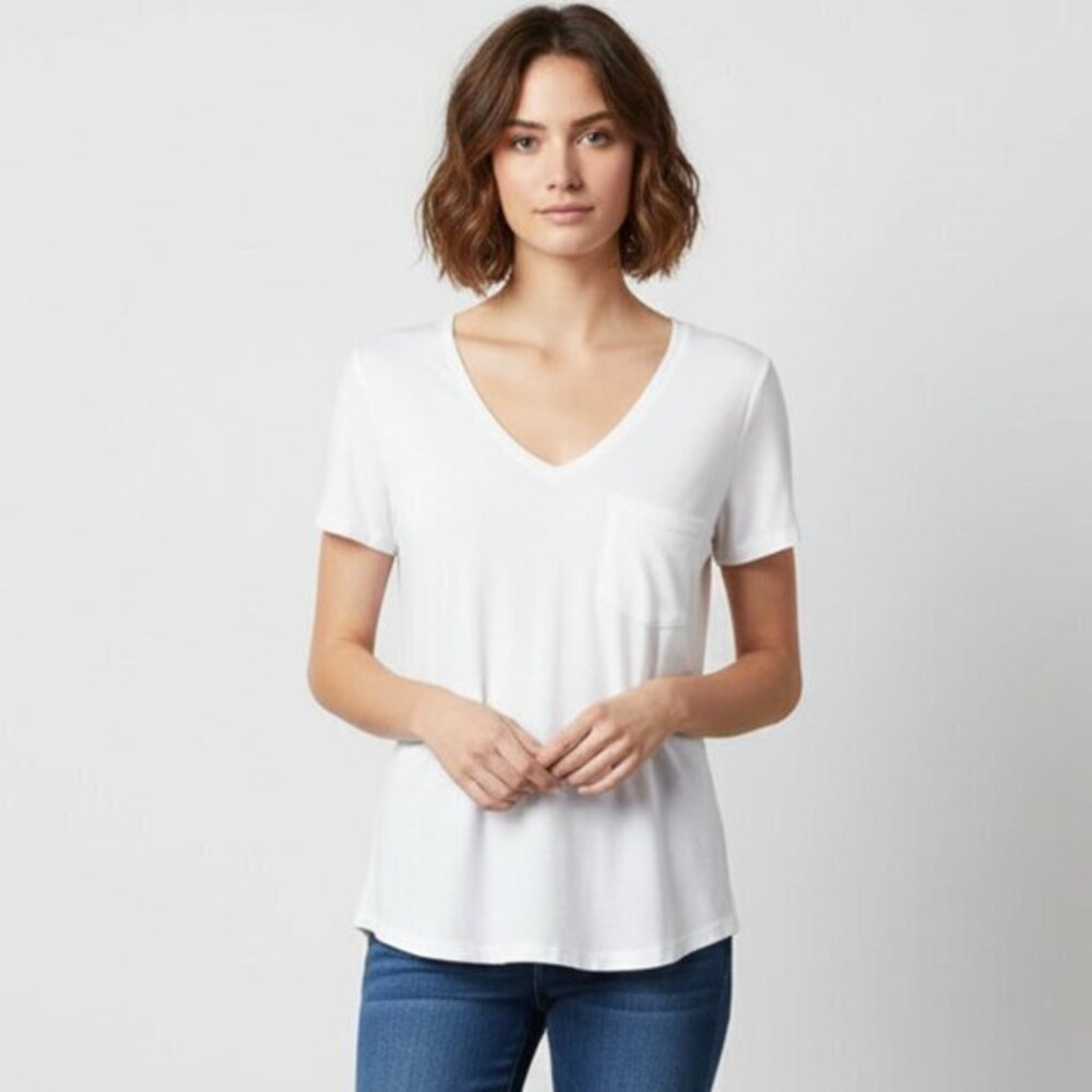 Aritzia Wilfred Free Libre T-Shirt Oversized V-neck Short Sleeve White Size XXS